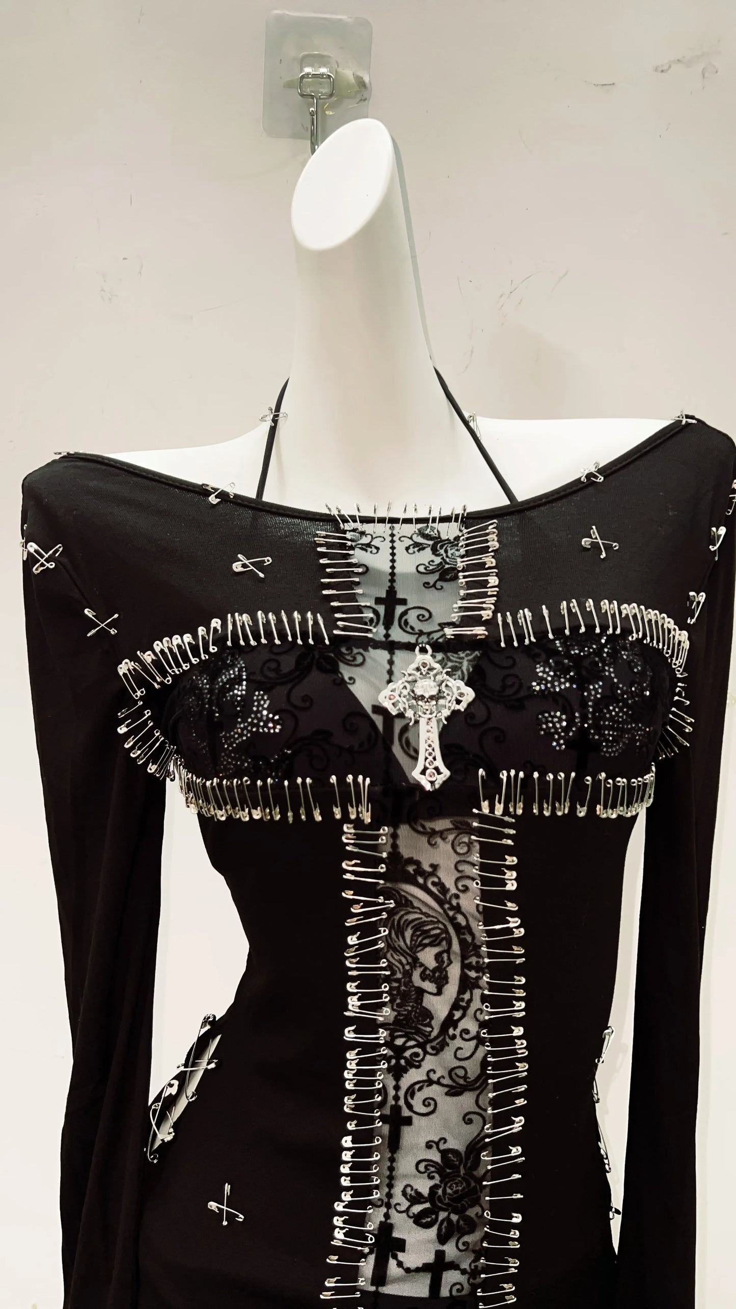 y2k fashion y2k clothes y2k crop top gothic clothes vintage shirt y2k shirt Gothic shirt Punk shirt Harajuku shirt Cross shirt