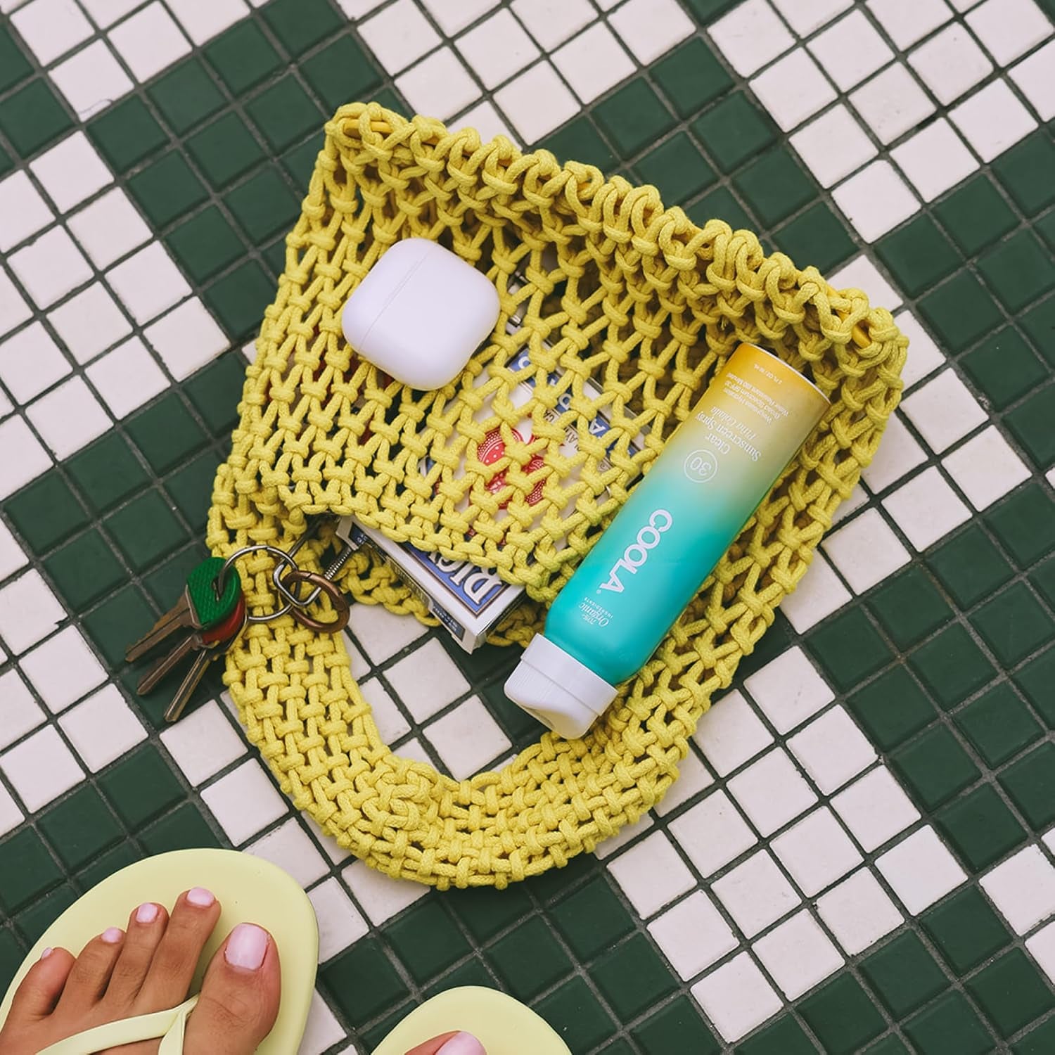 COOLA Organic Sunscreen SPF 30 Sunblock Spray, Dermatologist Tested Skin Care for Daily Protection, Vegan and Gluten Free, Piña Colada
